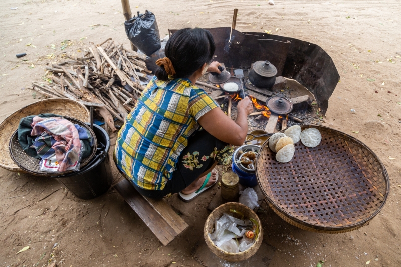 Cooking Roadside Snacks
